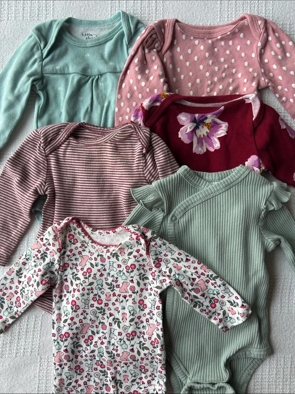 6 Girls long sleeve onesies size 0-3 months